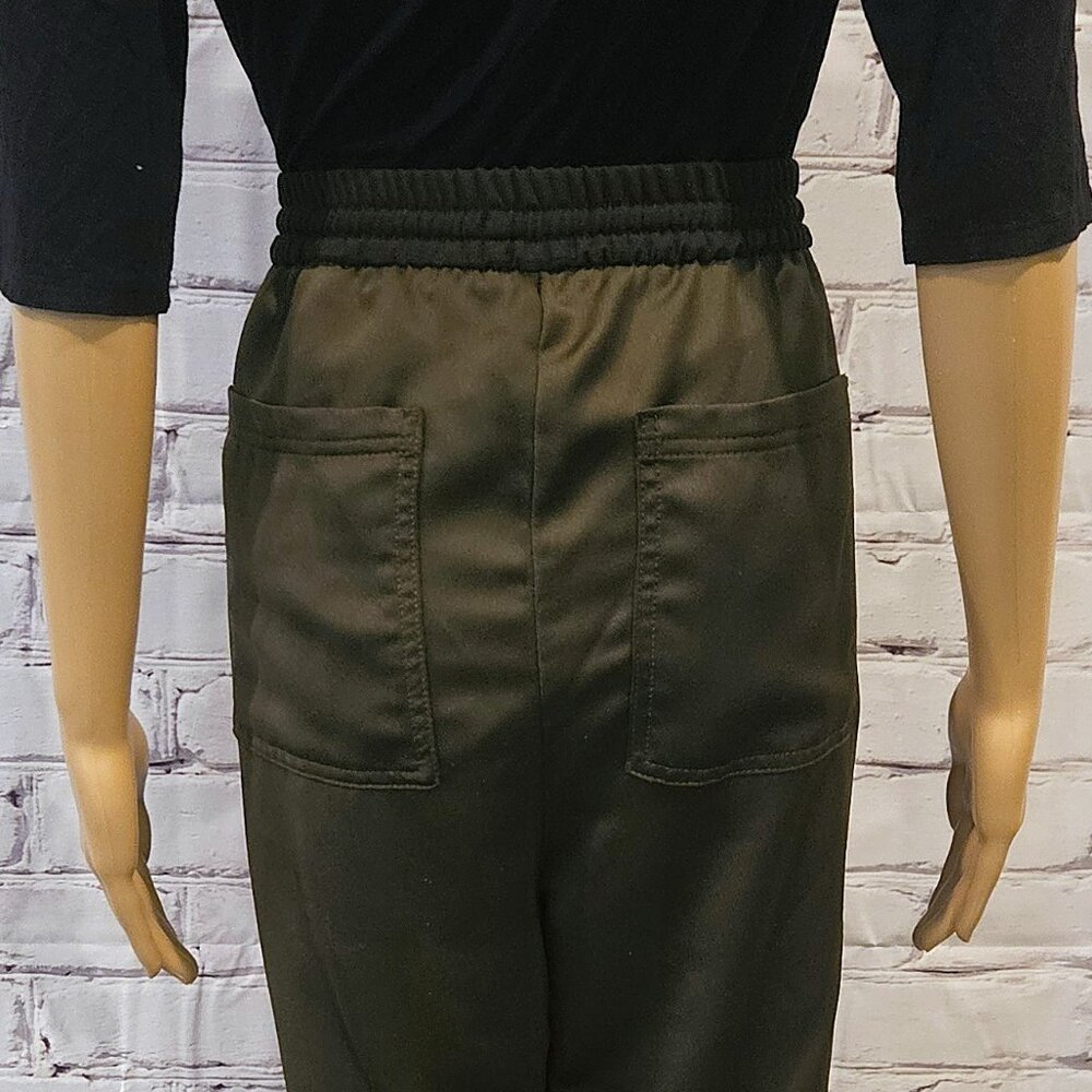 Banana Republic Olive Green Jogger Pants - Picture 9 of 10